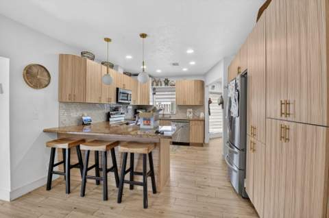 21724 Little Bear Way, Boca Raton FL - photo 16 of 47
