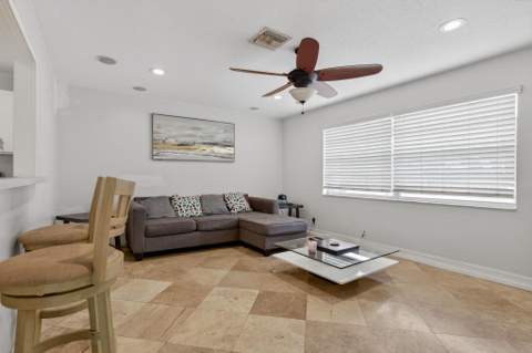 415 SW 61st Terrace, Margate FL - photo 10 of 39