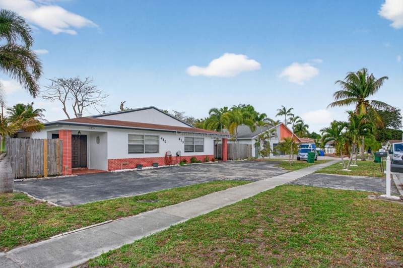 2 bedroom Single Family Residence at 415 SW 61st Terrace, Applegreen Sub, Margate — photo 3