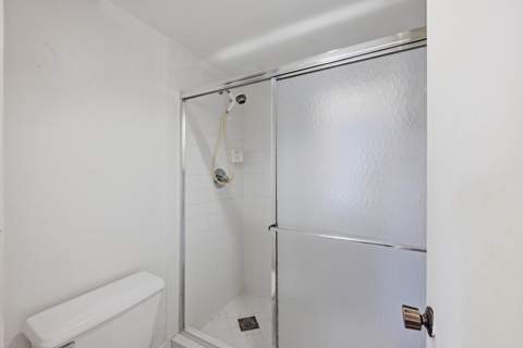 630 Tennis Club Drive #204, Fort Lauderdale FL - photo 14 of 33