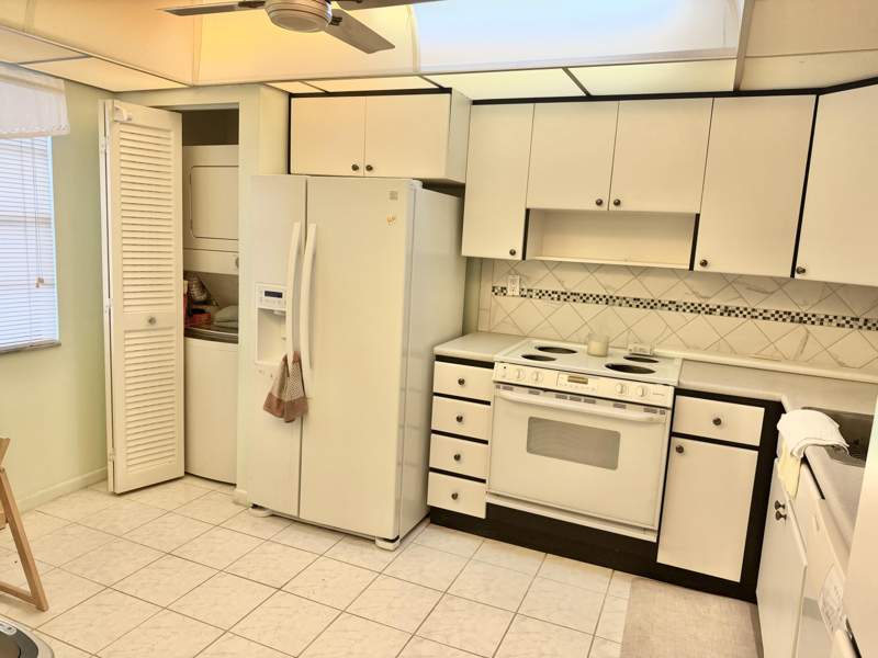 2 bedroom Condominium at 1101 Colony Point Circle #220, Colony Point 4 Condo, Pembroke Pines — photo 5