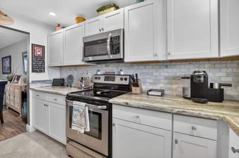 2570 Banyan Road #Unit # 3, Boca Raton FL - photo 9 of 59