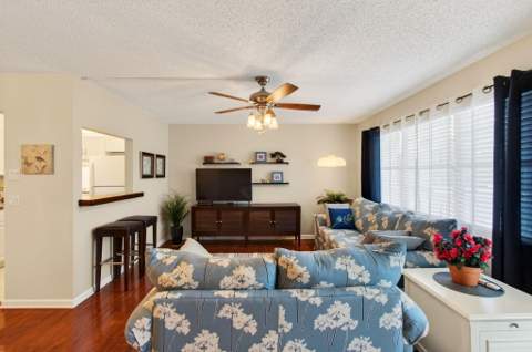 2073 Cambridge D, Deerfield Beach FL - photo 15 of 198