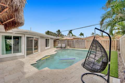 470 SE 4th Court, Pompano Beach FL - photo 7 of 58