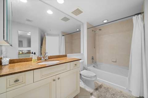 347 N New River Drive #1506, Fort Lauderdale FL - photo 12 of 31