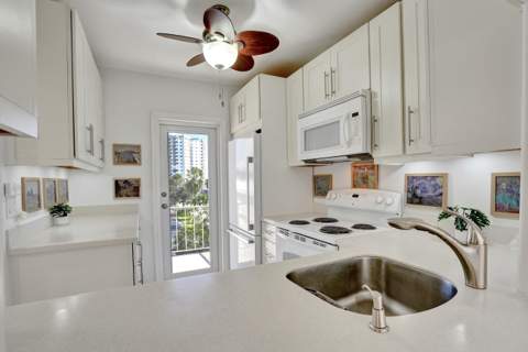 1481 S Ocean Boulevard #412, Pompano Beach FL - photo 21 of 65