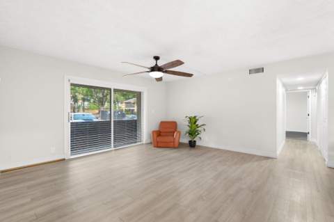 3053 N Oakland Forest Drive #102, Oakland Park FL - photo 12 of 33