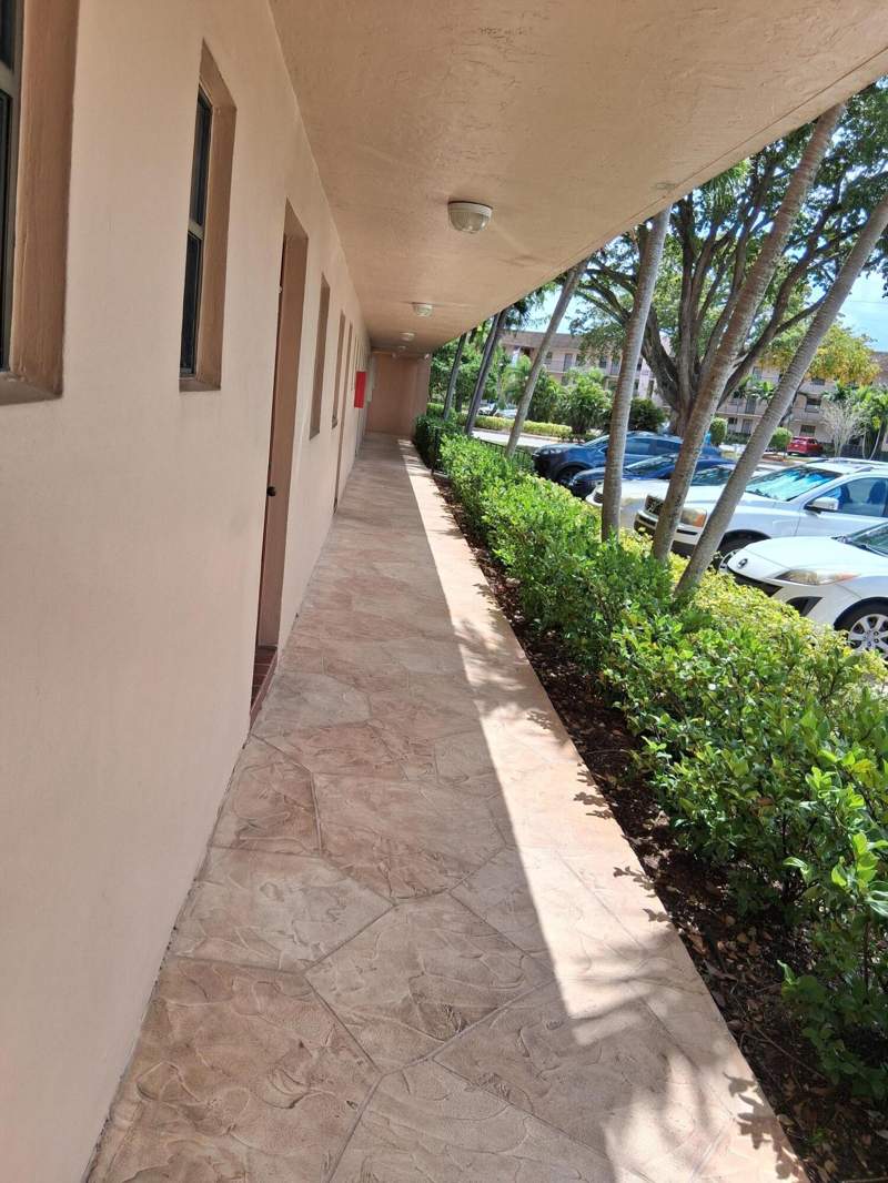 1 bedroom Condominium at 10303 Sunrise Lakes Boulevard #103, Sunrise Lakes 159 Condo, Sunrise — photo 4