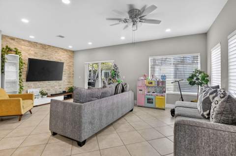 4706 SW 13th Street, Deerfield Beach FL - photo 6 of 61
