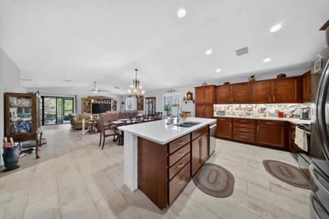 184 Mediterranean Boulevard, Port St. Lucie FL - photo 8 of 42
