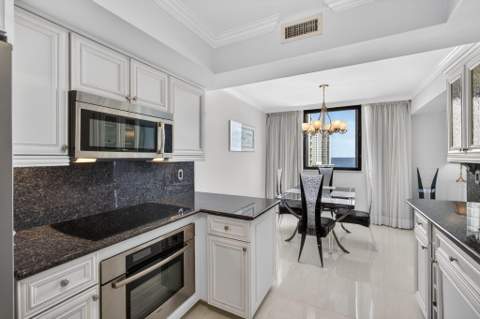 5380 N Ocean Drive #12e, Singer Island FL - photo 15 of 37