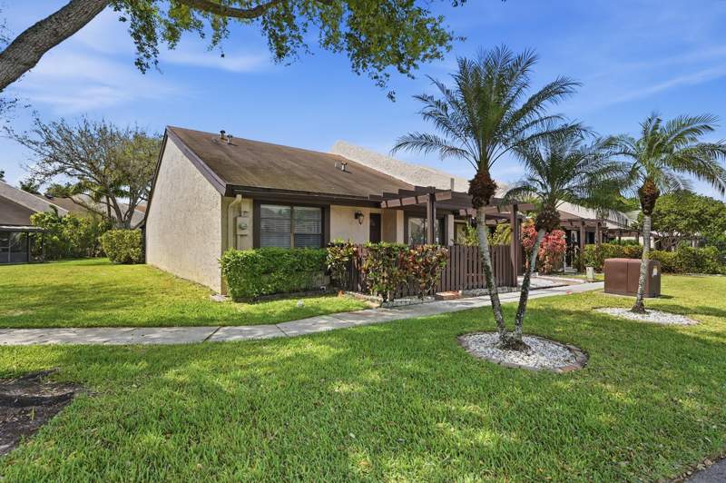 2 bedroom Villa at 8336 NW 37th Place, Mapleleaf Patio Villas At, Sunrise — photo 3