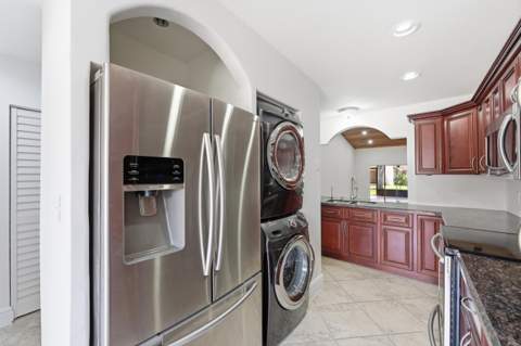 8336 NW 37th Place, Sunrise FL - photo 8 of 40