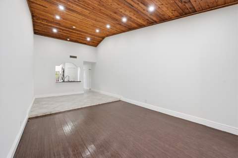 8336 NW 37th Place, Sunrise FL - photo 17 of 40