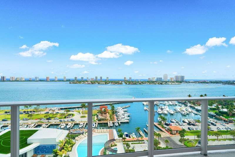 3 bedroom Condominium at 220 Lake Shore Drive #1508, Nautilus 220 Condo, Lake Park — photo 3