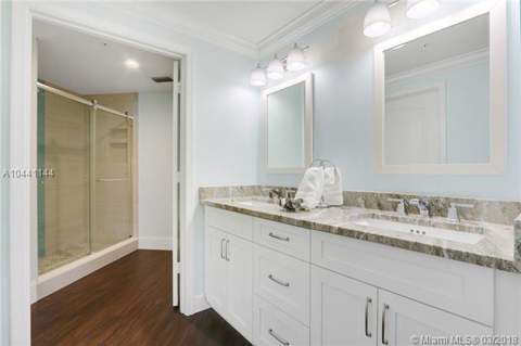 100 Uno Lago Drive #205, Juno Beach FL - photo 7 of 13