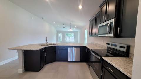 8839 Waterstone Boulevard, Fort Pierce FL - photo 6 of 27