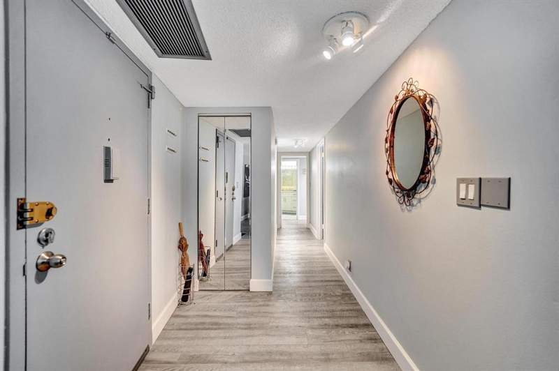 2 bedroom Condominium at 100 Golden Isles Drive #815, Lake Point Tower Condominium, Hallandale Beach — photo 4