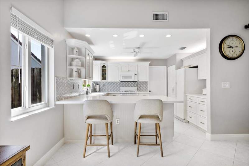 3 bedroom Single Family Residence at 15541 Dover Court, Hawkes Bluff, Davie — photo 4