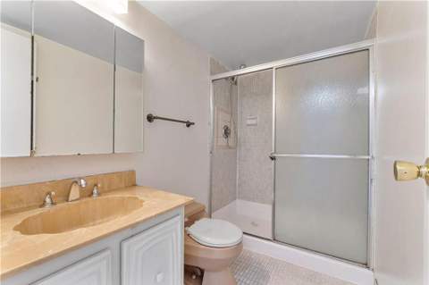 1000 Parkview Drive #507, Hallandale Beach FL - photo 10 of 14