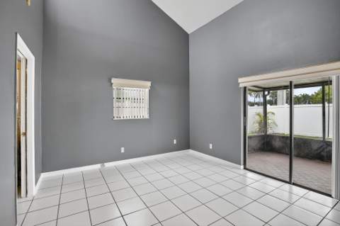 7721 NW 42nd Court, Hollywood FL - photo 18 of 45