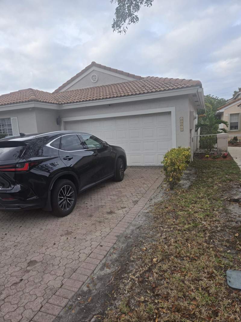 3 bedroom Single Family Residence at 10808 NW 46th Drive, Kensington South, Coral Springs — photo 2