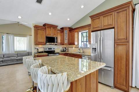 10527 Zurich Street, Cooper City FL - photo 20 of 58