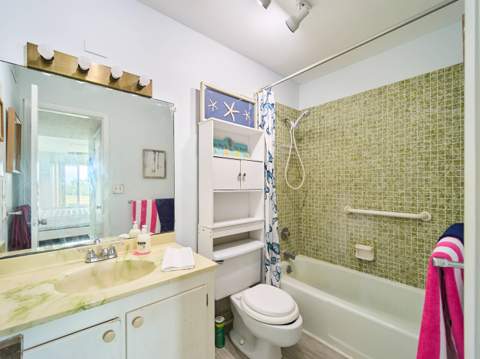 5363 SE Miles Grant Road #D202, Stuart FL - photo 12 of 18