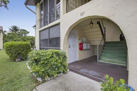 327 Pine Ridge Circle #A-1, Greenacres FL - photo 13 of 45