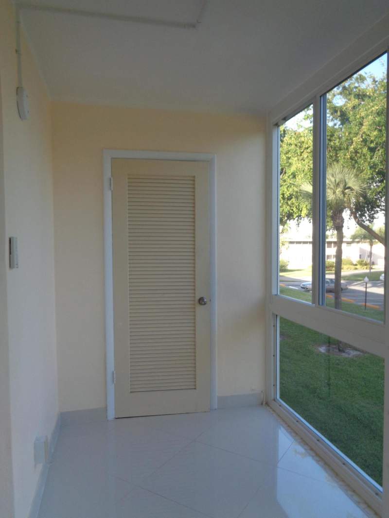 2 bedroom Condominium at 2566 Garden Drive #209, Lake Clarke Gardens Condo 19, Lake Worth — photo 3