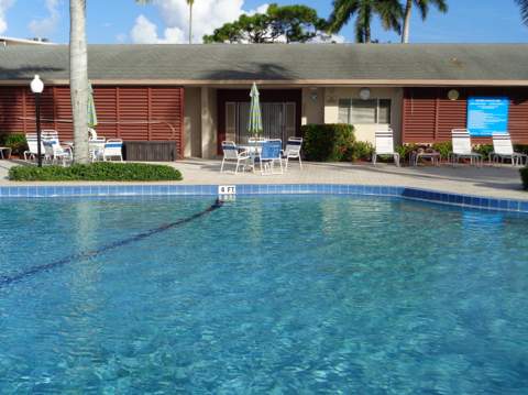 2566 Garden Drive #209, Lake Worth FL - photo 6 of 6