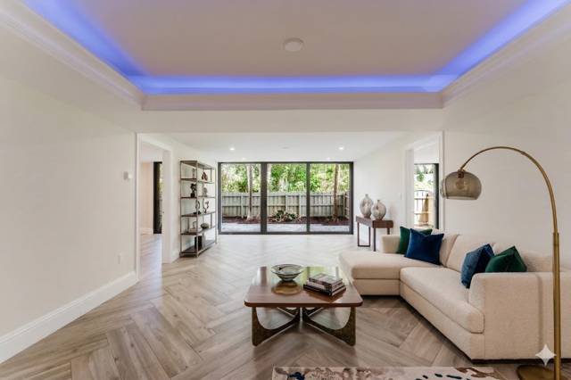 501 SW 11th Place #114 home for sale in Corinthian Gardens