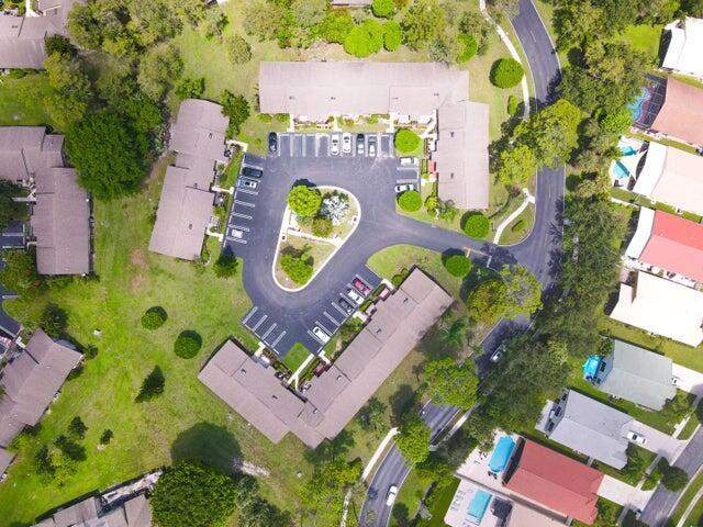 3 bedroom Villa at 499 E Iron Forge Court, Strathmore Gate West Unit 3, Royal Palm Beach — photo 5