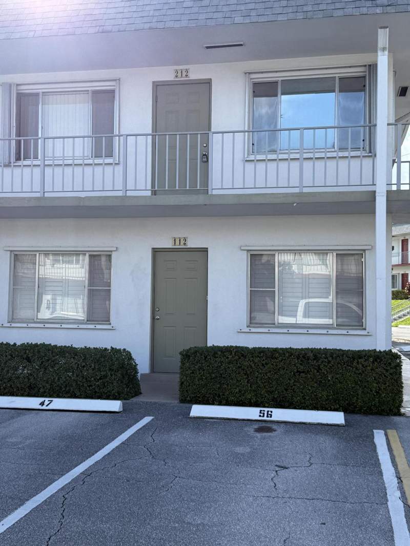 2 bedroom Condominium at 3160 Lake Osborne Drive #112, Murry Hills Apt Bldg Condo, Lake Worth Beach — photo 2