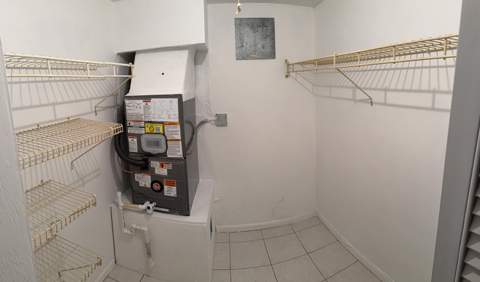 3160 Lake Osborne Drive #112, Lake Worth Beach FL - photo 18 of 29