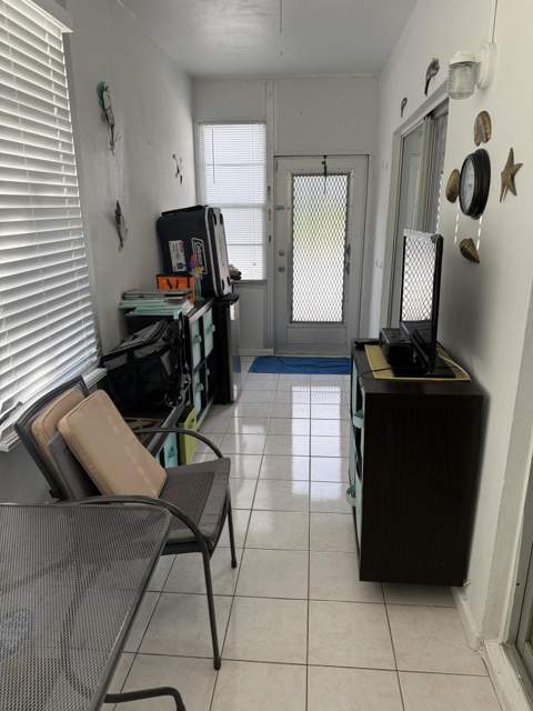 3160 Lake Osborne Drive #112, Lake Worth Beach FL - photo 20 of 29