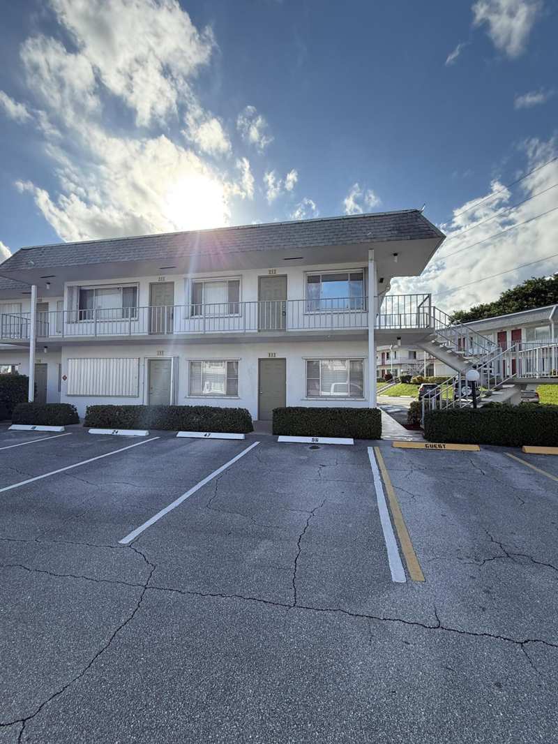 2 bedroom Condominium at 3160 Lake Osborne Drive #112, Murry Hills Apt Bldg Condo, Lake Worth Beach — photo 1
