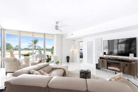 3535 S Ocean Drive #402, Hollywood FL - photo 12 of 44