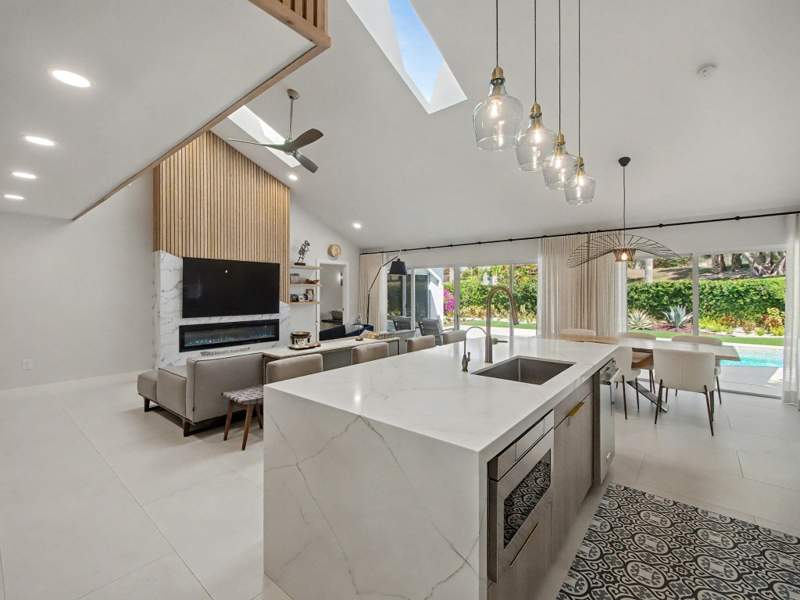 4 bedroom Single Family Residence at 101 Dunes Edge Road, Ridge At The Bluffs, Jupiter — photo 5