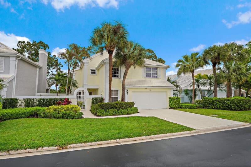 3 bedroom Single Family Residence at 18 Windsor Lane, Barclay Club At PGA Natl, Palm Beach Gardens — photo 2