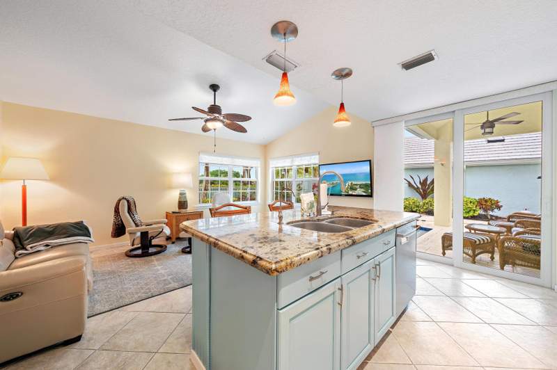 3 bedroom Single Family Residence at 18 Windsor Lane, Barclay Club At PGA Natl, Palm Beach Gardens — photo 5