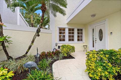 18 Windsor Lane, Palm Beach Gardens FL - photo 8 of 25
