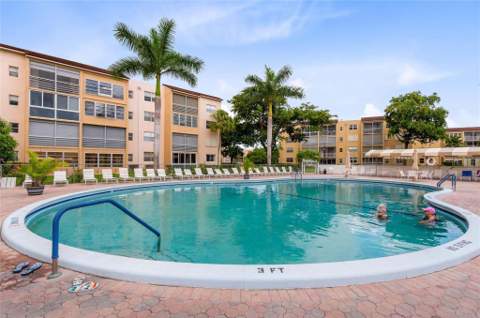 2841 Somerset Drive #311, Lauderdale Lakes FL - photo 20 of 21