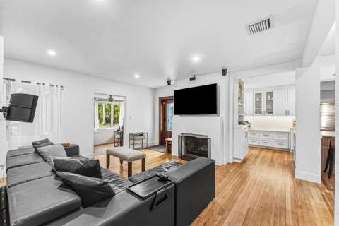 1617 Adams Street, Hollywood FL - photo 12 of 29
