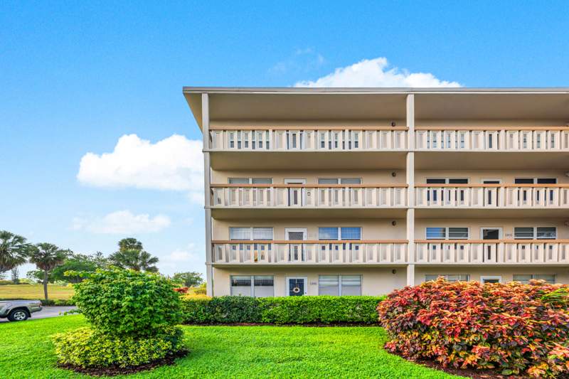 2 bedroom Condominium at 2016 Ventnor Crescent #G, Ventnor G Condo, Deerfield Beach — photo 2