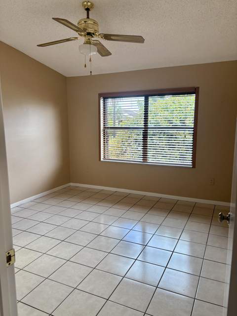 7831 Willow Spring Drive #526, Lake Worth FL - photo 13 of 22