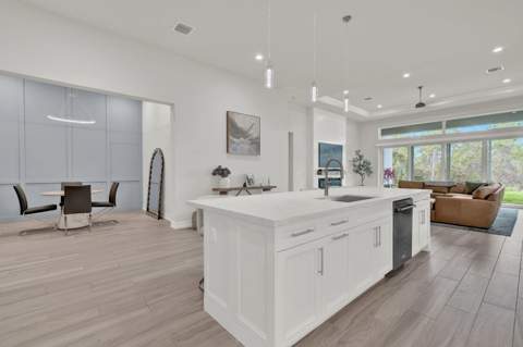 138 SE Palma Street, Port St. Lucie FL - photo 8 of 48