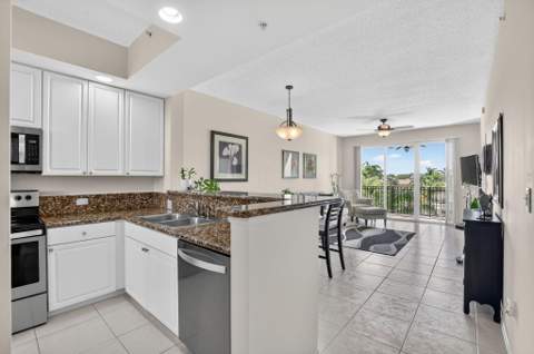 26 Royal Palm Way #403, Boca Raton FL - photo 6 of 55