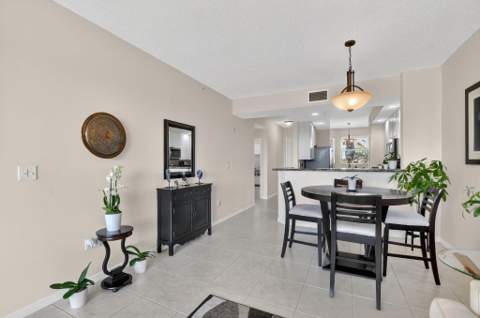 26 Royal Palm Way #403, Boca Raton FL - photo 9 of 55