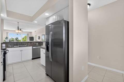 26 Royal Palm Way #403, Boca Raton FL - photo 17 of 55